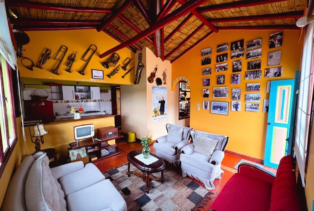 Casa Posada Maestro Carlos Aranguren 두이타마 외부 사진